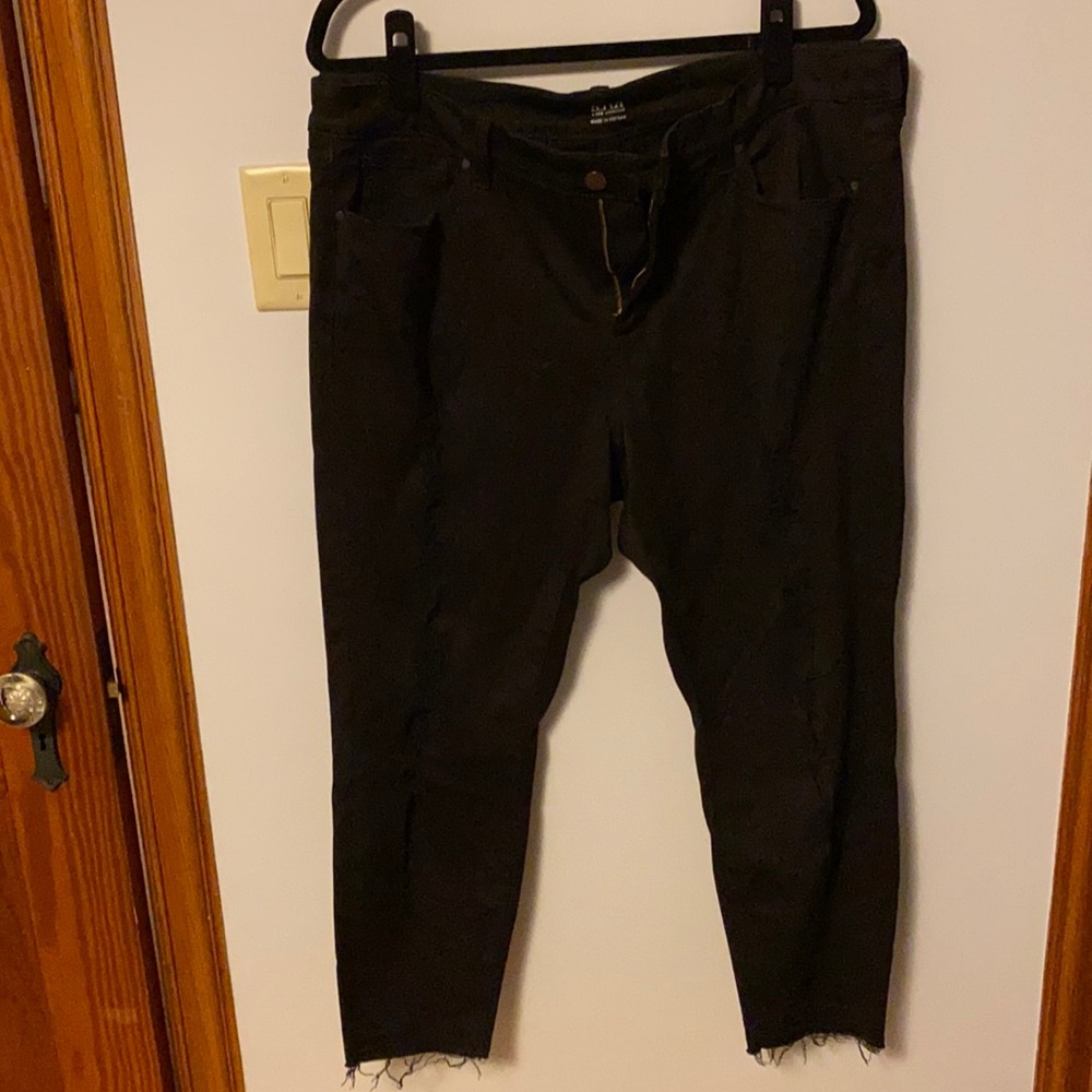 a.n.a Black Skinny Mid-Rise Ankle Jeans with Distressing